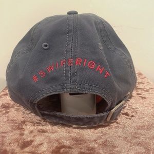 TINDER HAT (ICONIC)